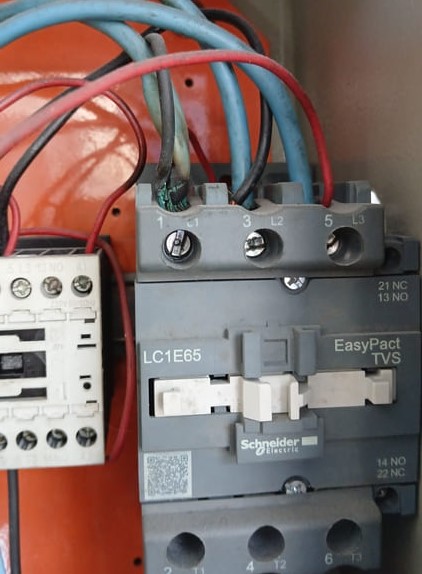 revisão de painel elétrico